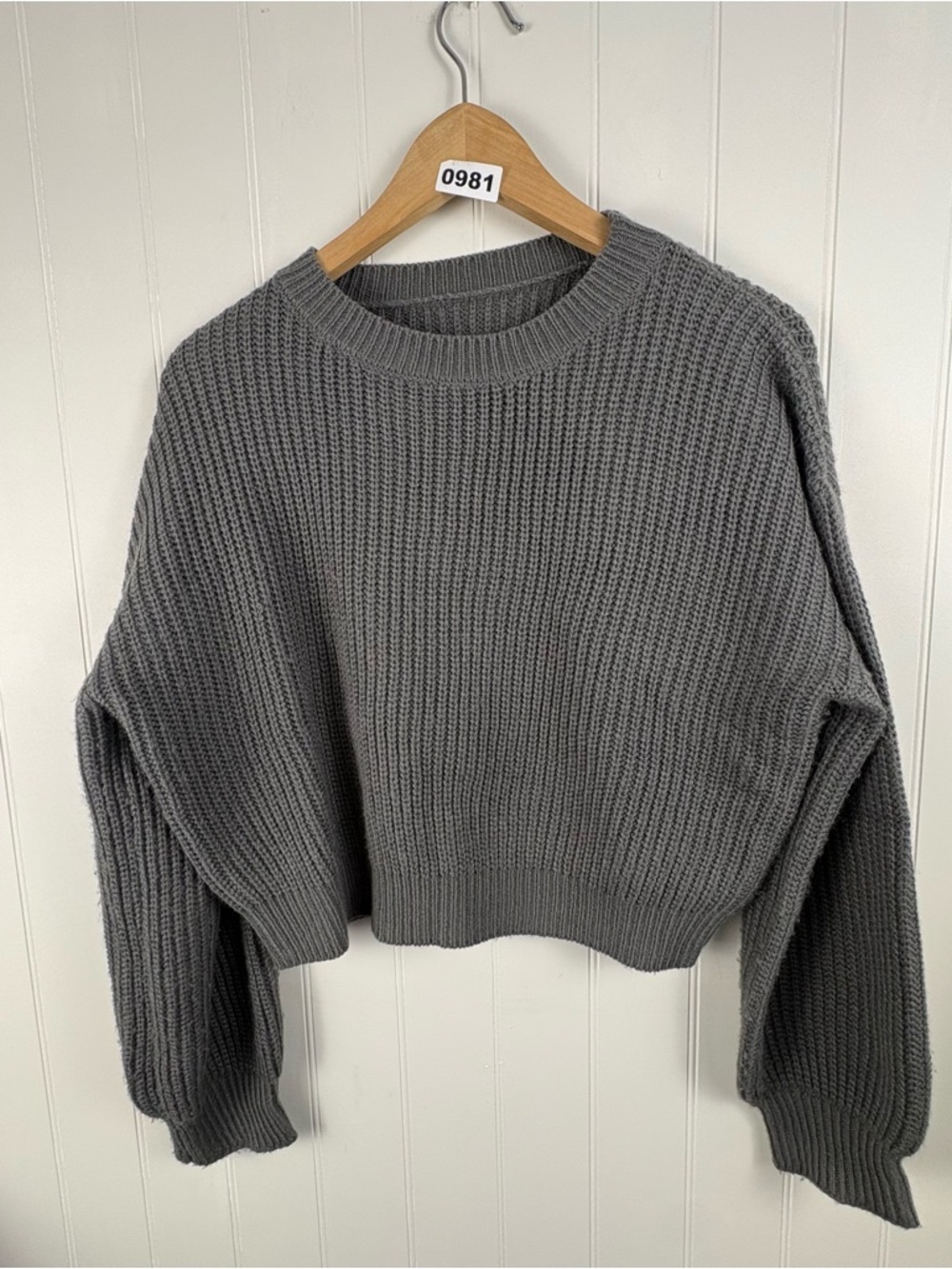 Cider Cropped Knit Sweater Grey Minimalist Soft Girl Cozy oversized XS - Picture 3 of 6